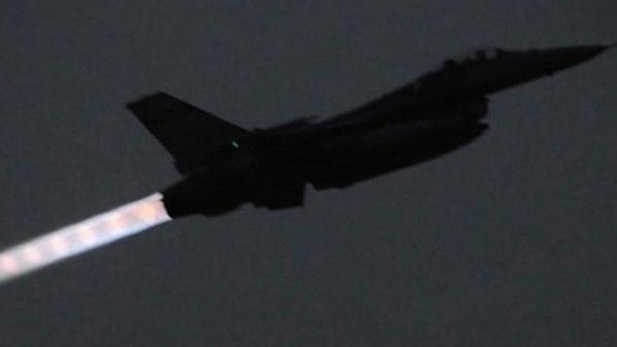 Türk savaş uçakları hava sahası engelini böyle aştı