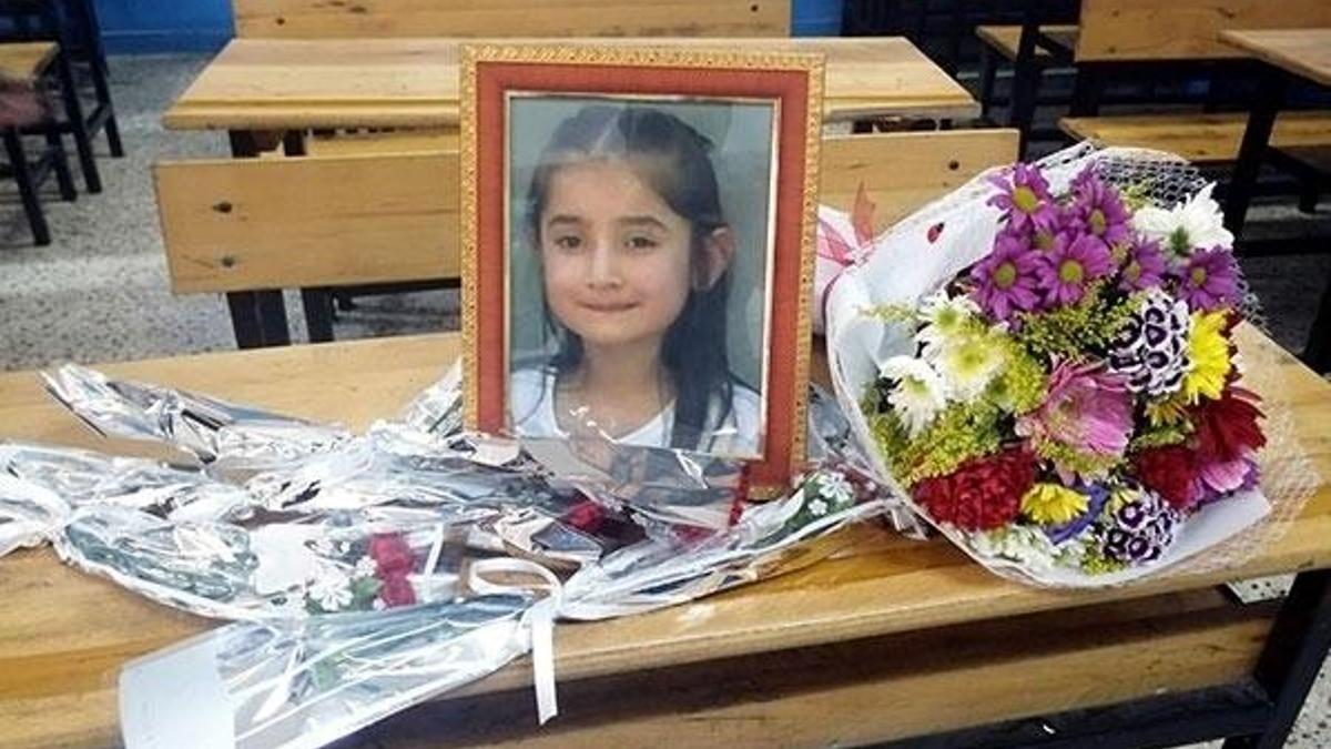 Okul bahçesinde öğrenciyi ezen servis minibüsü sürücüsüne tahliye