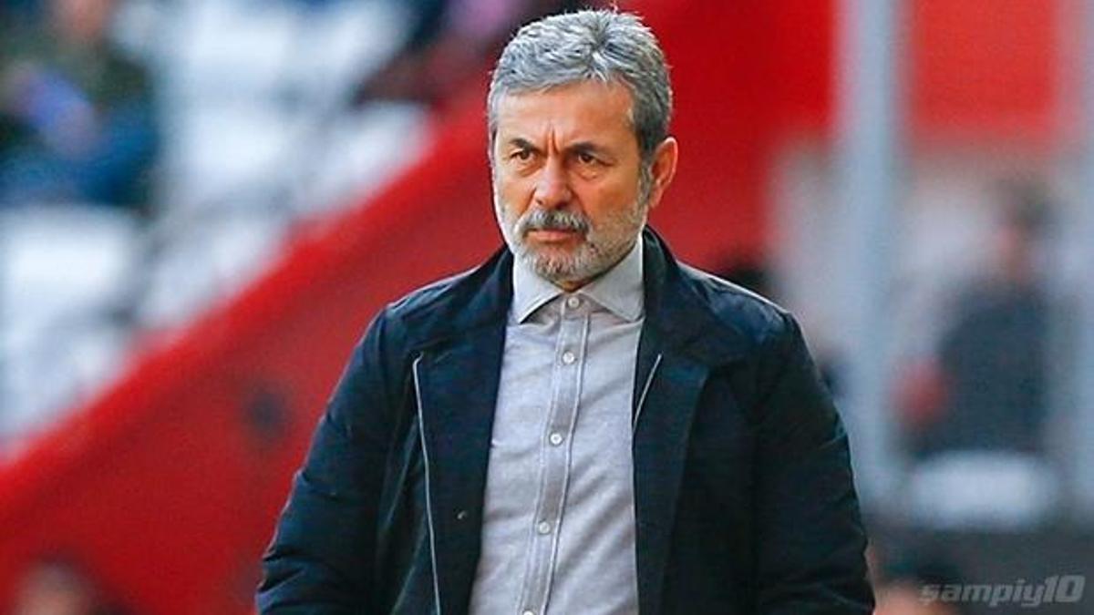 Emenike'den paylaşım: Aykut Kocaman en iyisi