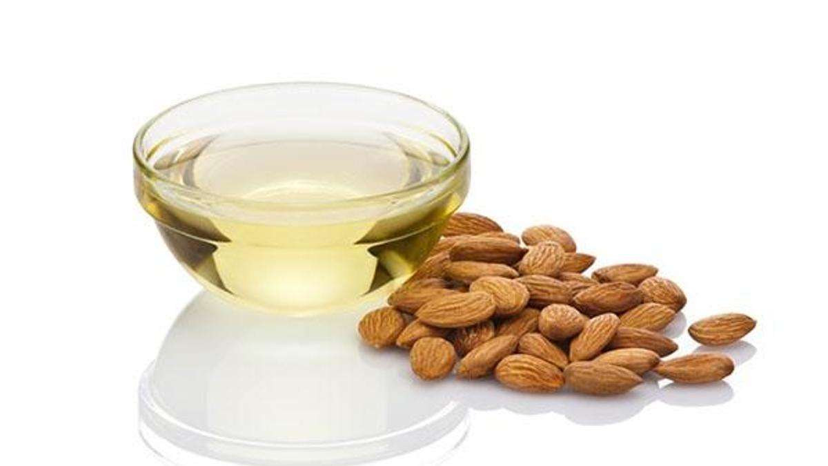 Badem yağı ne işe yarar? Faydaları nelerdir?