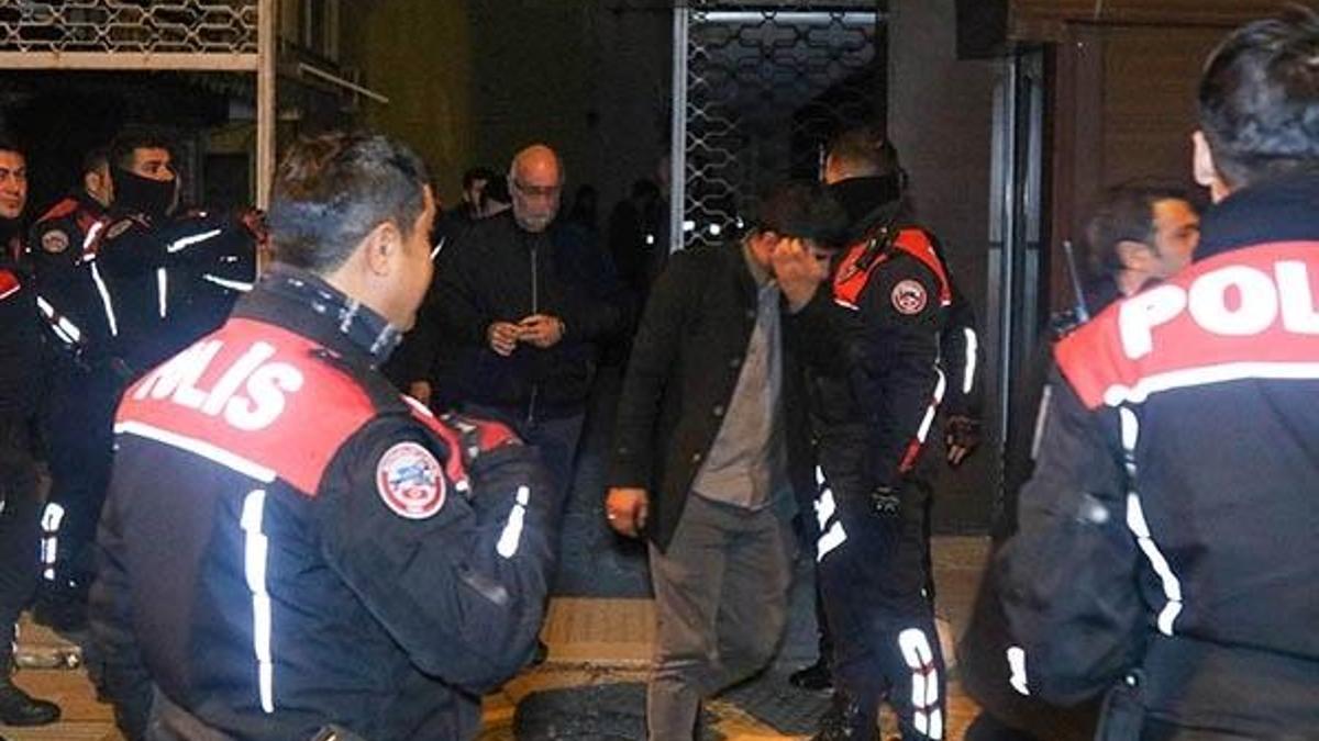 Kumar operasyonundan kaçmak isterken 3'üncü kattan düştü