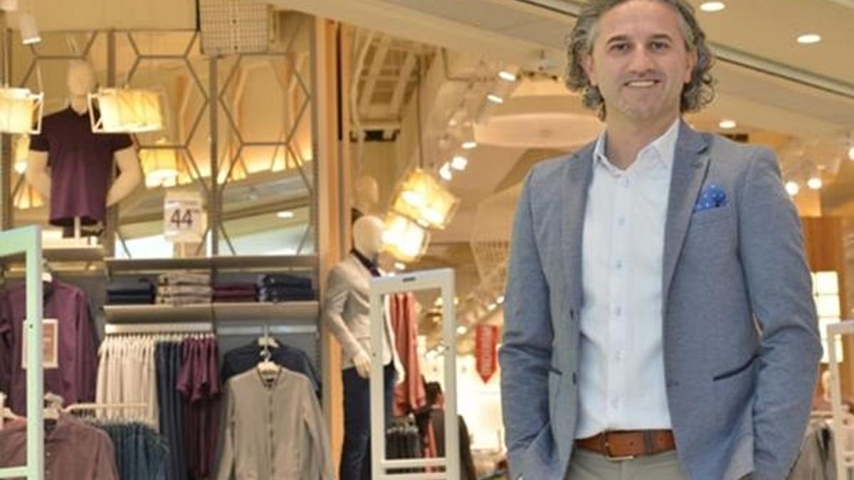 Kumaşları hayalleriyle işleyerek çocuklara umut oldular