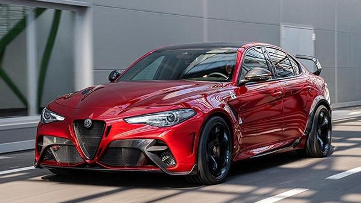 540 beygirlik Giulia GTA yolda