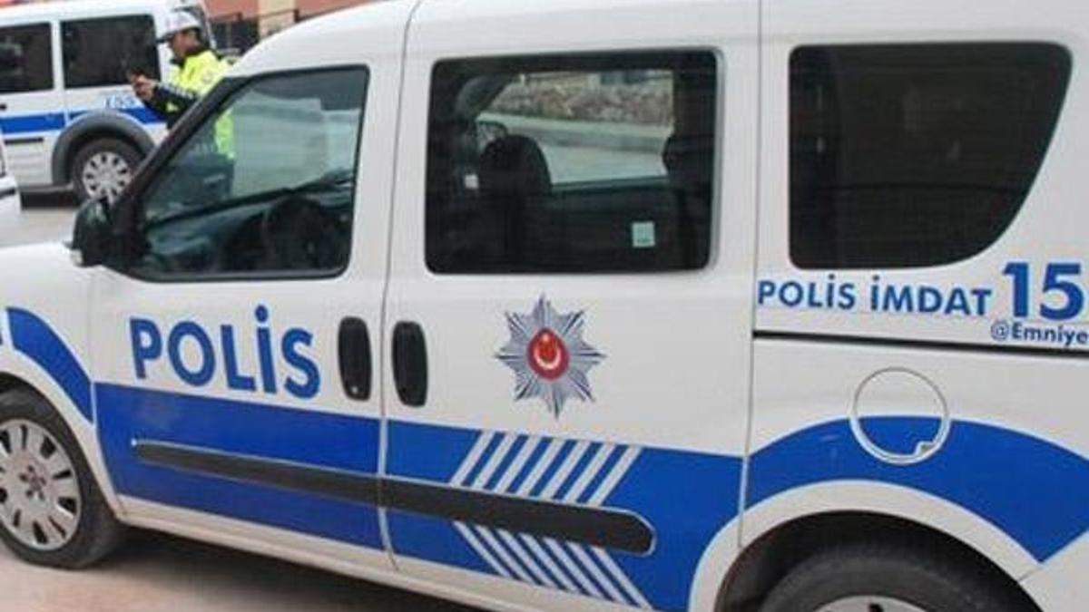 Mahalle bir anda karıştı! Balkondan atlayarak geldi