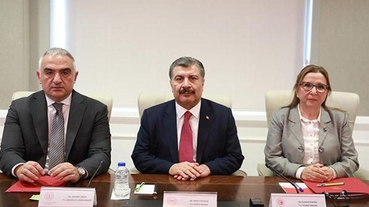 Üç bakandan corona virüs açıklaması!