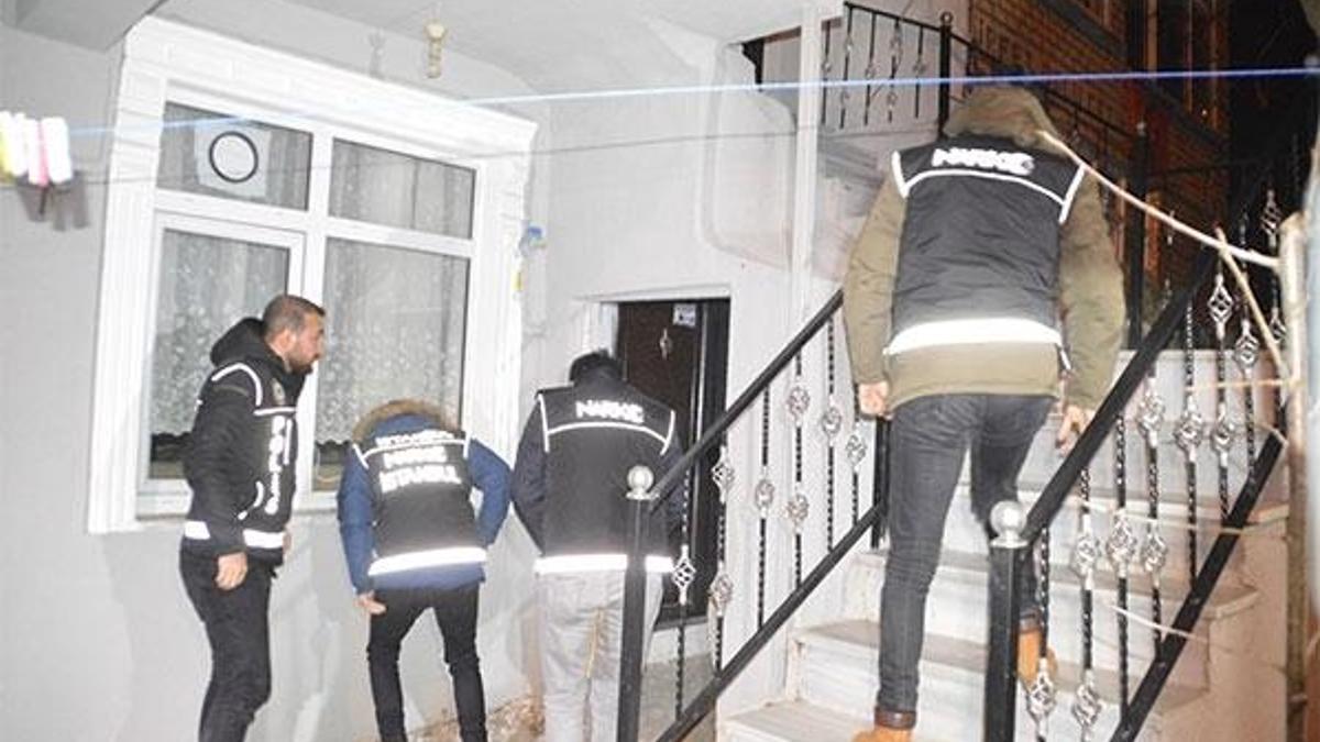 İstanbul’da şafak baskını! Çok sayıda gözaltı...