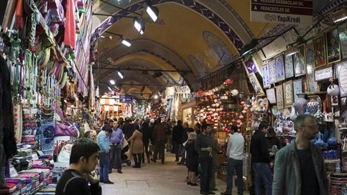 Kredi erteleme | Kredi vadeleri uzayacak mı? Mart ayı vergi, kredi, SSK prim ödemeleri ve e-haciz ödemeleri ertelenecek mi?