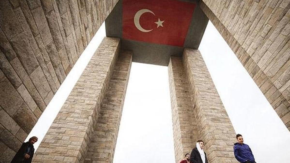 Çanakkale Deniz Zaferi'nin 105. yıl anması!