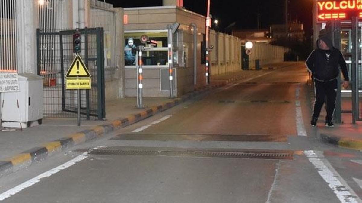 Bulgaristan ve Yunanistan sınırı yaya ve araç geçişlerine kapatıldı
