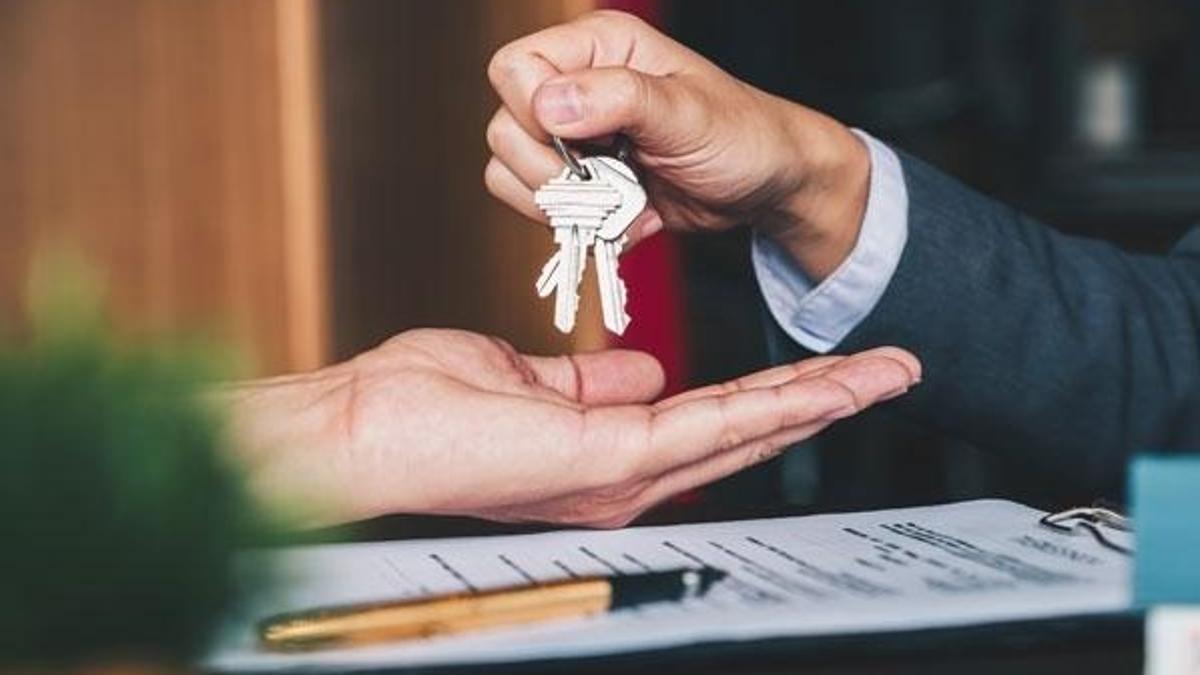 'Aidatlar düşecek mi?' Ev sahibi ve kiracıları yakından ilgilendiriyor!
