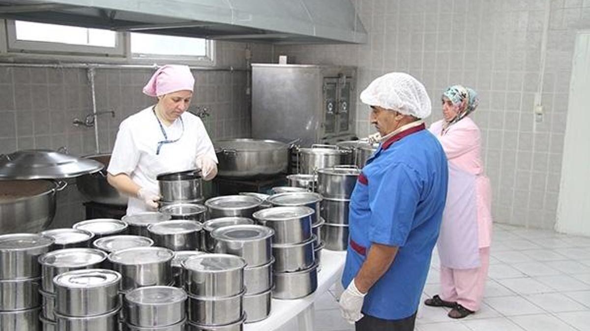 Yaşlı ve kimsesizlere evde bakım