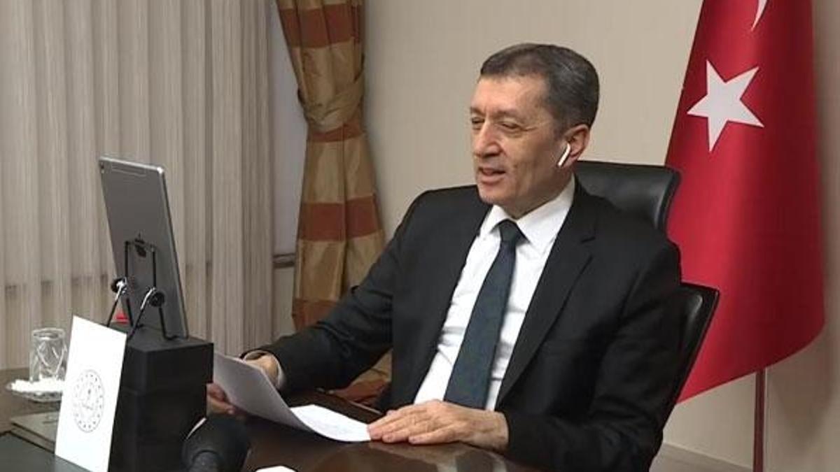 MEB, lise öğrencileri için evden katılabilecekleri 3 yarışma düzenledi