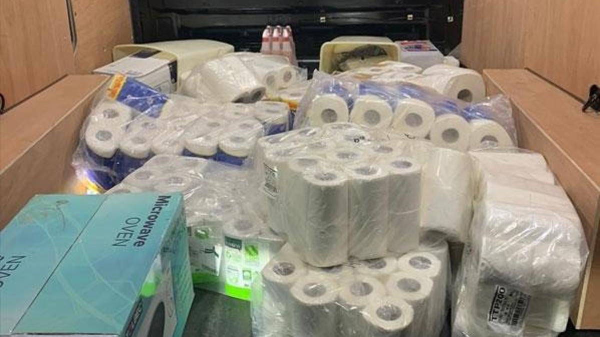 İngiltere'de hırsızlar tuvalet kağıdı çaldı