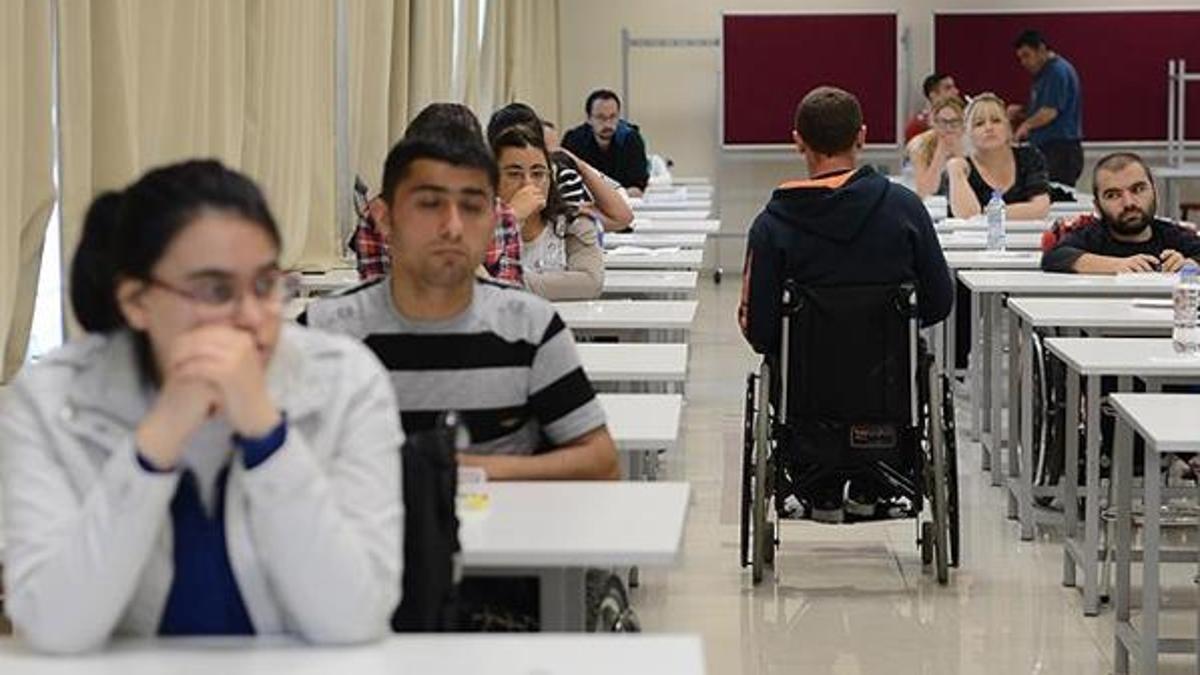 EKPSS 2020 ne zaman? Ertelenen EKPSS (Engelli Kamu Personeli Seçme Sınavı) için Bakan Selçuk tarih verdi!