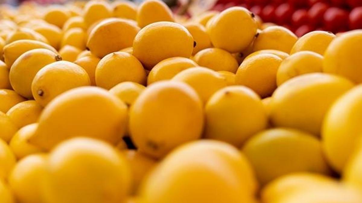 Corona virüs nedeniyle satışlar patladı! Limonun kilosu...