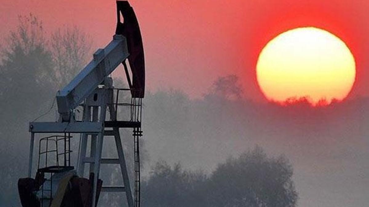 Barclays petrol fiyatı öngörülerini düşürdü