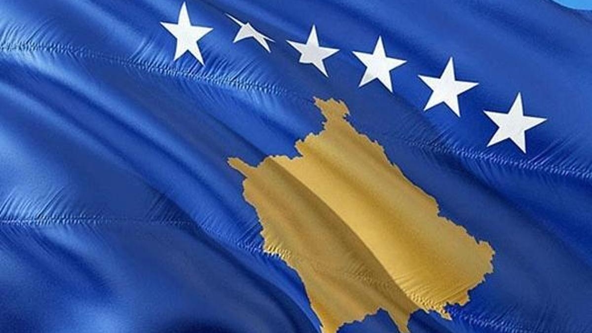 Kosova'da koalisyon hükümeti görevden düştü