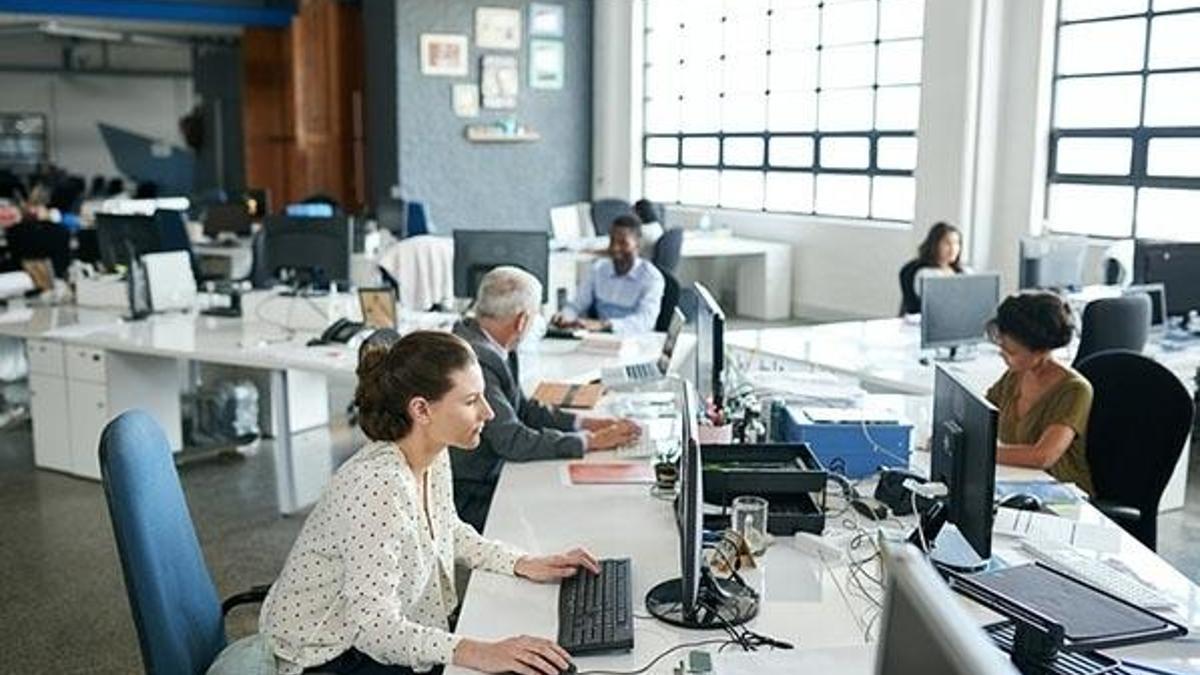 O memurlara serbest kıyafet!Bakanlık yazı yolladı...