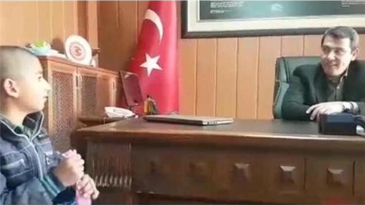 Karayazılı Devran, kumbarasındaki 29 TL’yi bağışladı