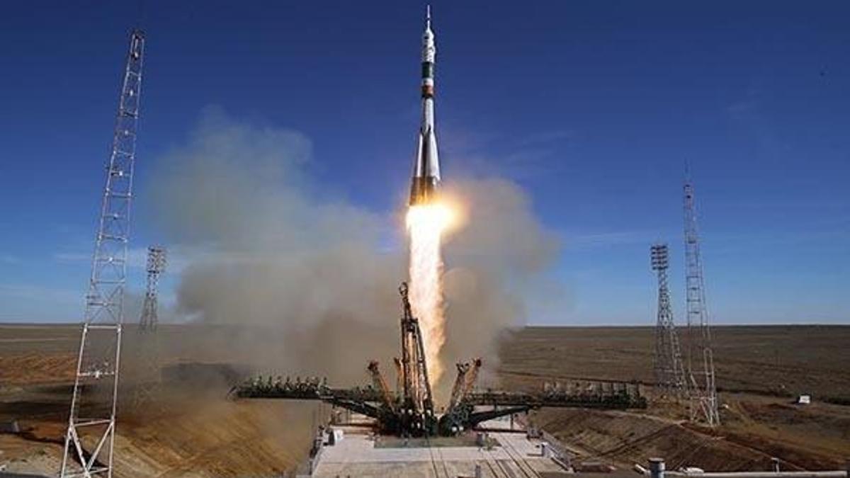 Soyuz MS-15 kapsülü dünyaya döndü