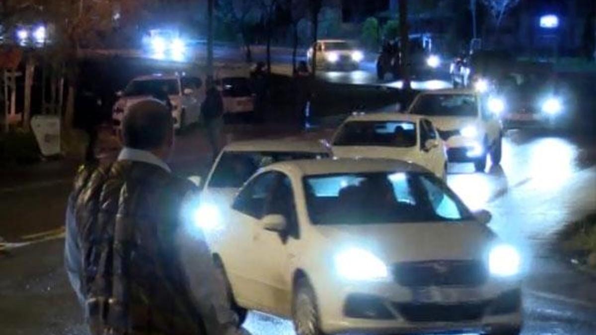 Jandarma’dan açıklama geldi: ‘Çakıcı’nın değil mesaisi biten memurların araçları’