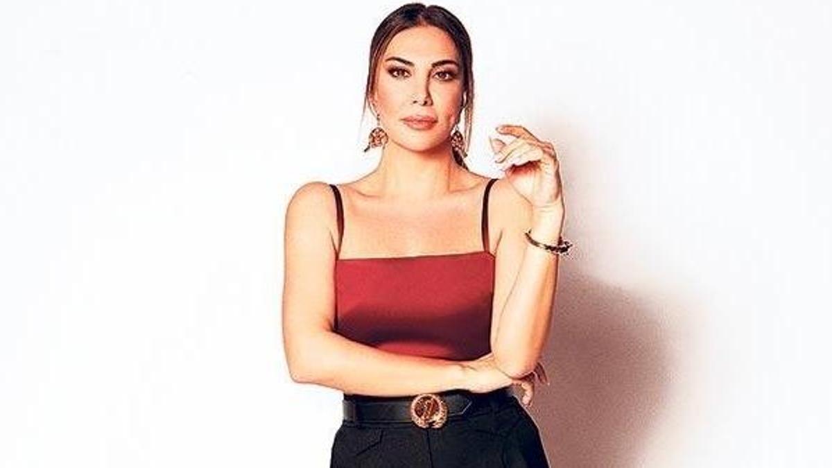 Ebru Yaşar'la istek saati