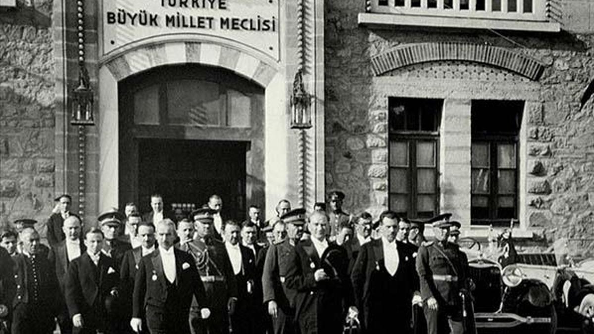 23 Nisan ne zaman ve nasıl çocuk bayramı oldu?