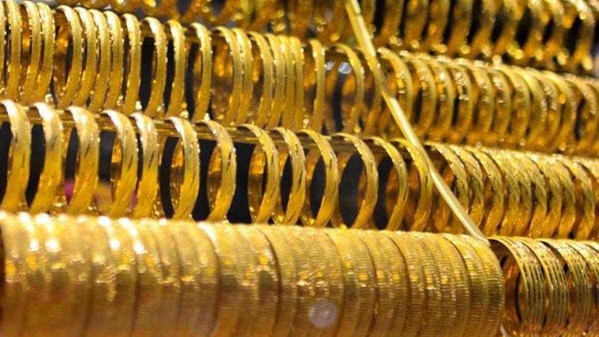 Petrol ve altın fiyatları düştü