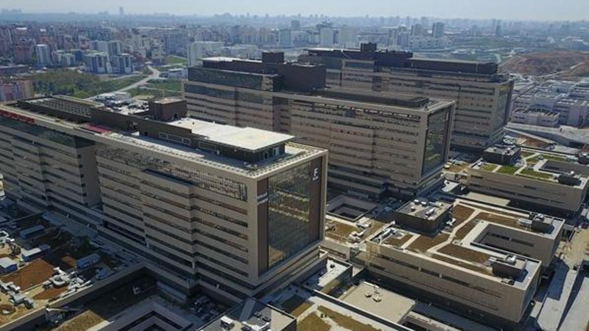Başakşehir Şehir Hastanesi nerede? Yeni şehir hastanesine toplu taşıma ile nasıl gidilecek? Şehir hastaneleri ücretli mi?