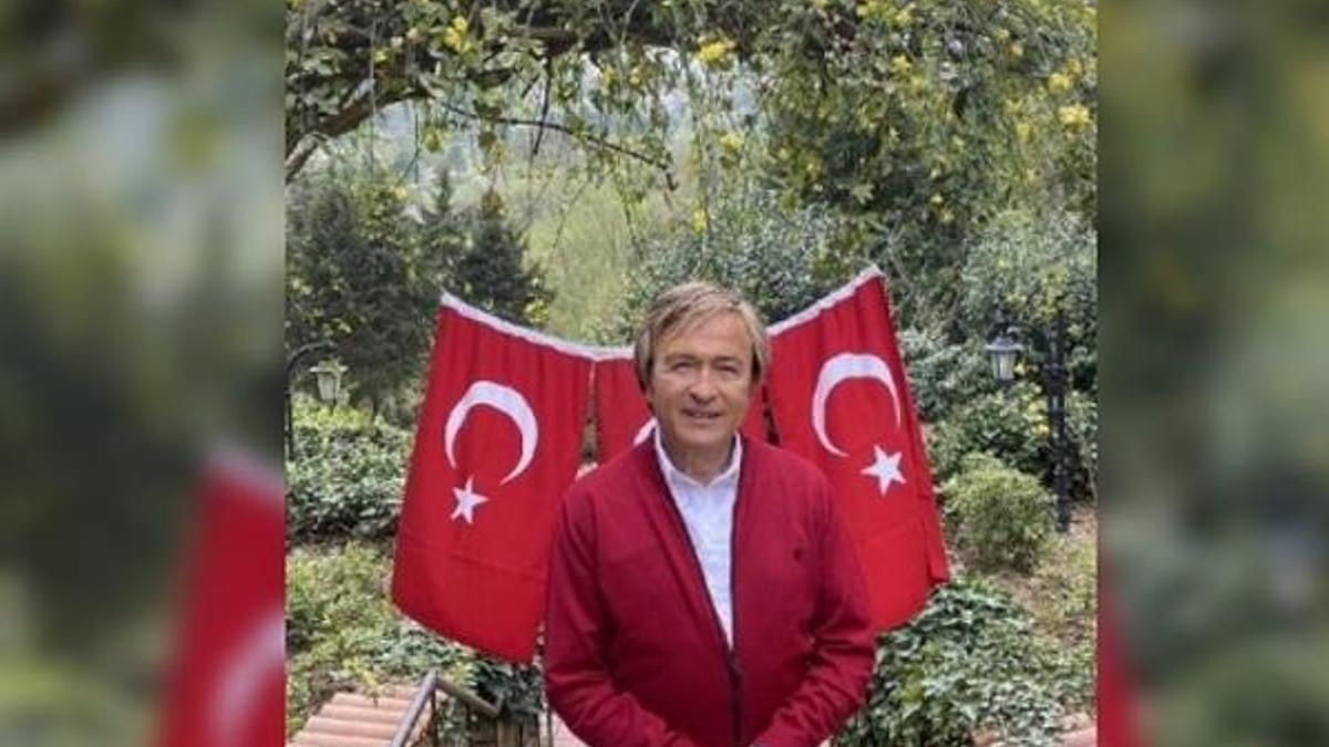 Erol Evgin, İstiklal Marşı'nı okudu