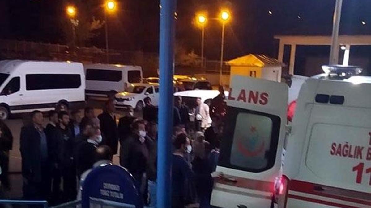 İşçileri taşıyan traktör devrildi: 2 ölü, 18 yaralı