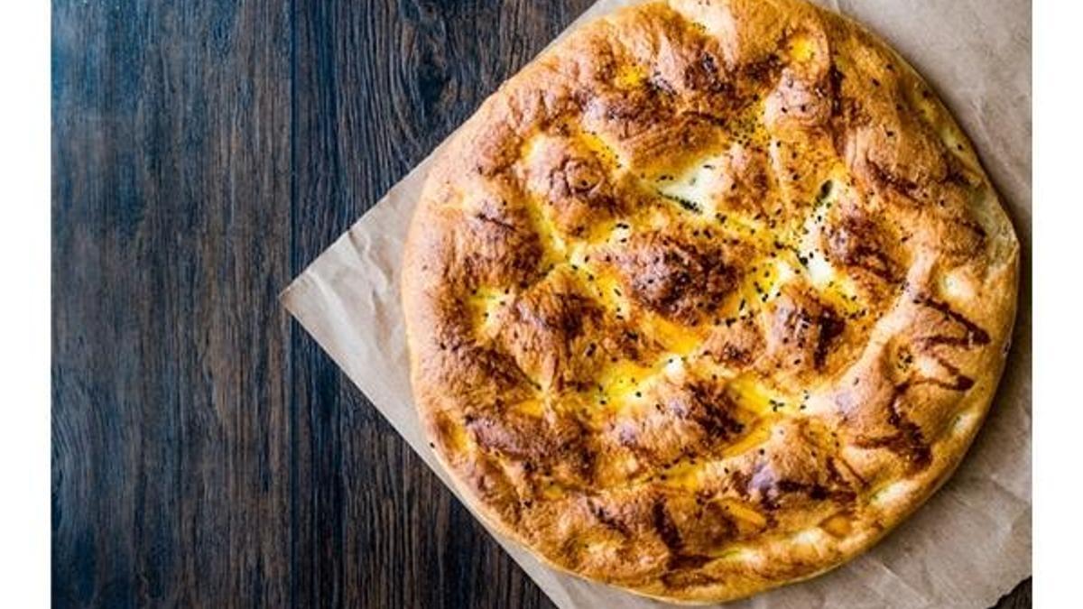 Ev yapımı yumurtalı pide nasıl yapılır? Yumurtalı ramazan pidesi tarifi, yapılışı
