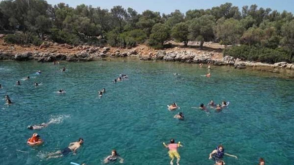 15 milyon dolara satılık ada