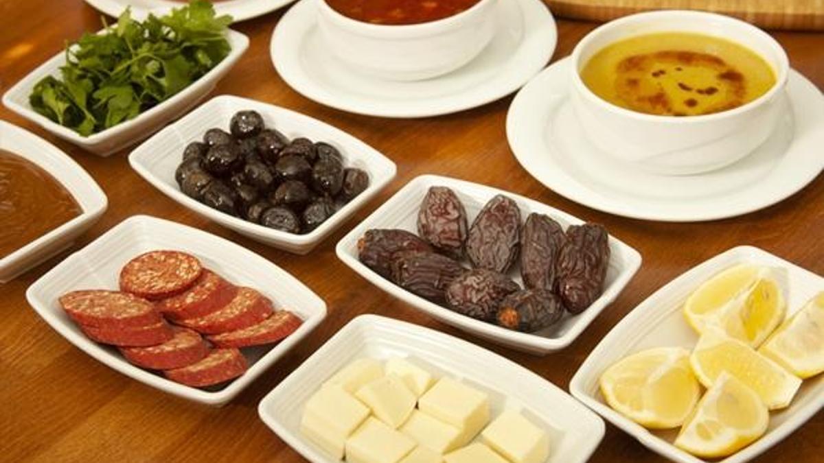 Oruç tutarken nasıl niyet edilir? Ramazan orucu niyeti...