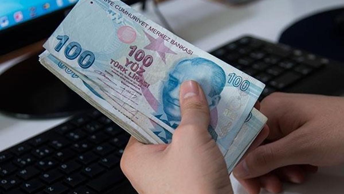 Emekliye zam ve fark! 2778 lira...