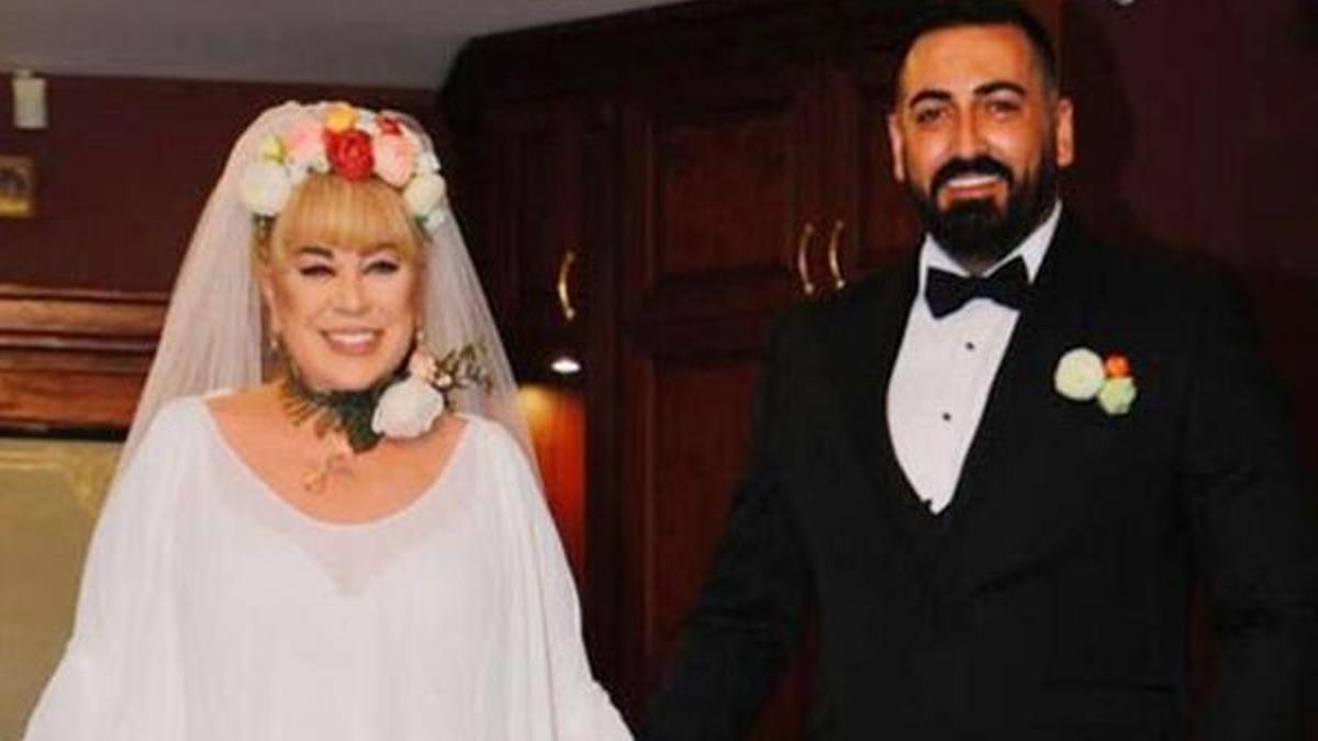 'Zerrin Özer ile Murat Akıncı aynı evde yaşıyor'