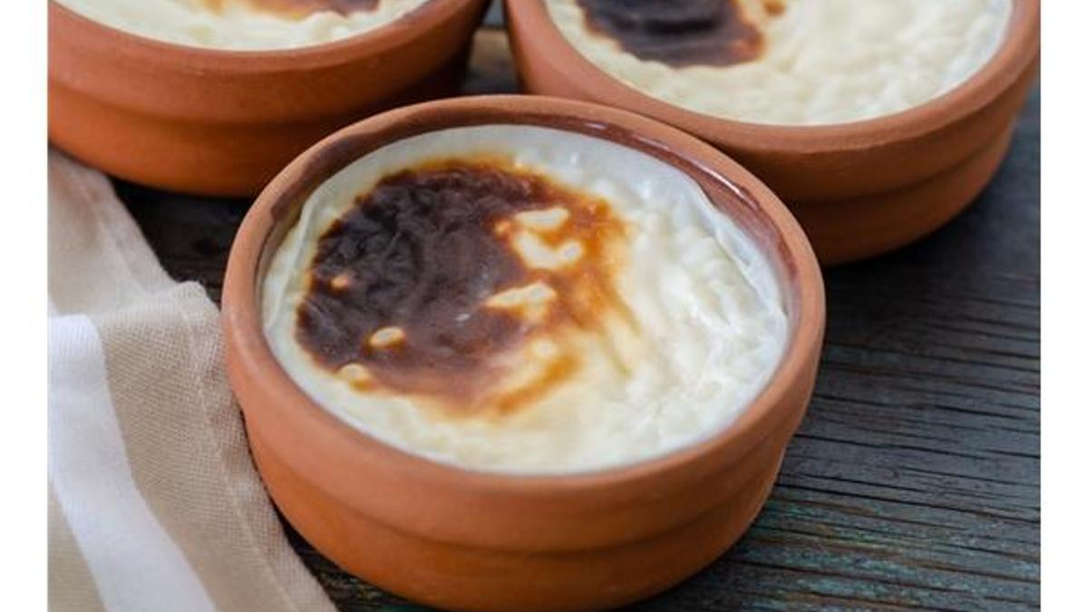 Fırında sütlaç nasıl yapılır? Kolay ve tam ölçülü fırında sütlaç tarifi yapılışı