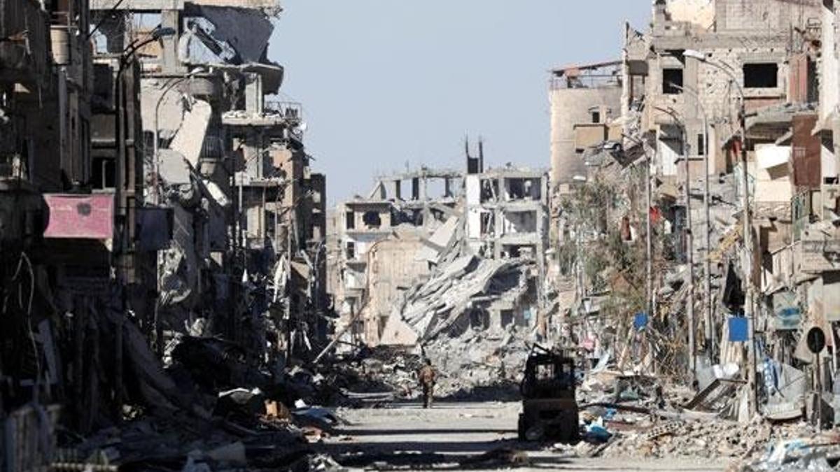 YPG/PKK tehdit ettiği sivilleri bombalı araç eylemi için kullanıyor