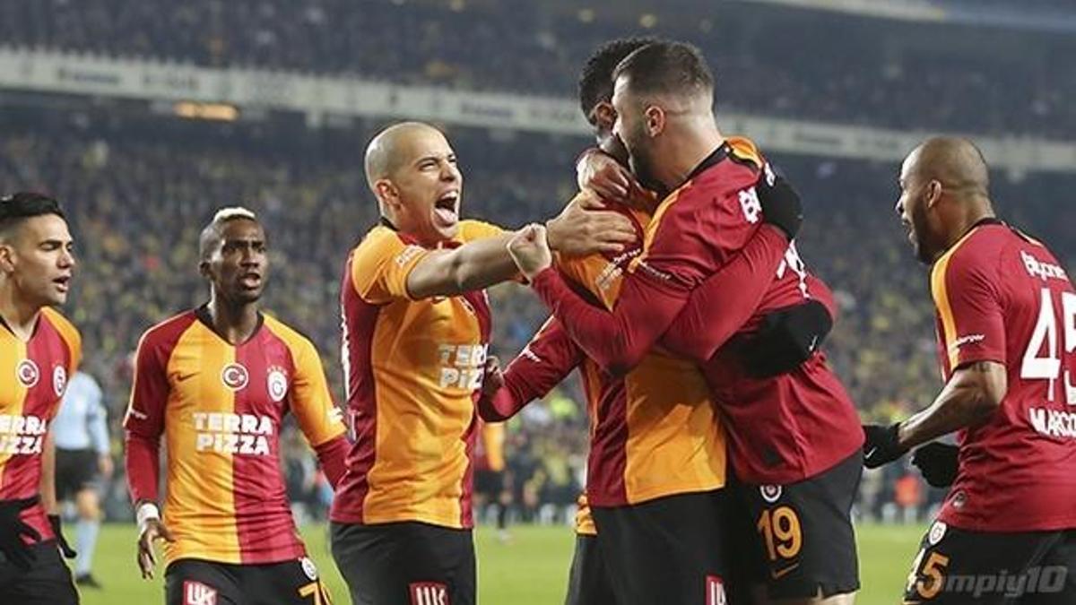 Galatasaray'da yolcular belli oldu! 8 isim birden...