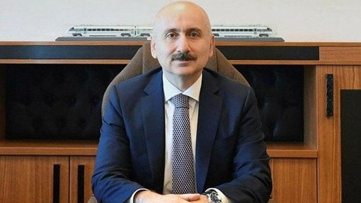 Bakan Karaismailoğlu: Orta Asya'dan gelen şoförlere, kurallara uyarlarsa karantina uygulanmayacak