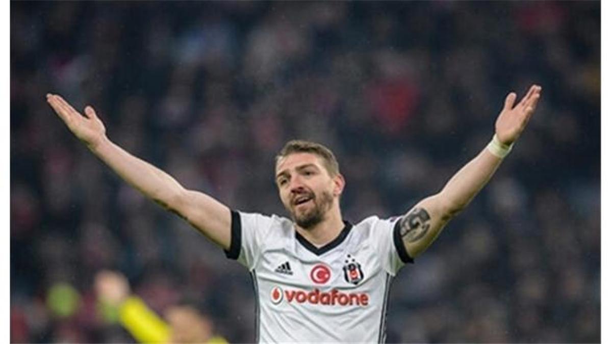 Galatasaray'dan Caner Erkin hamlesi