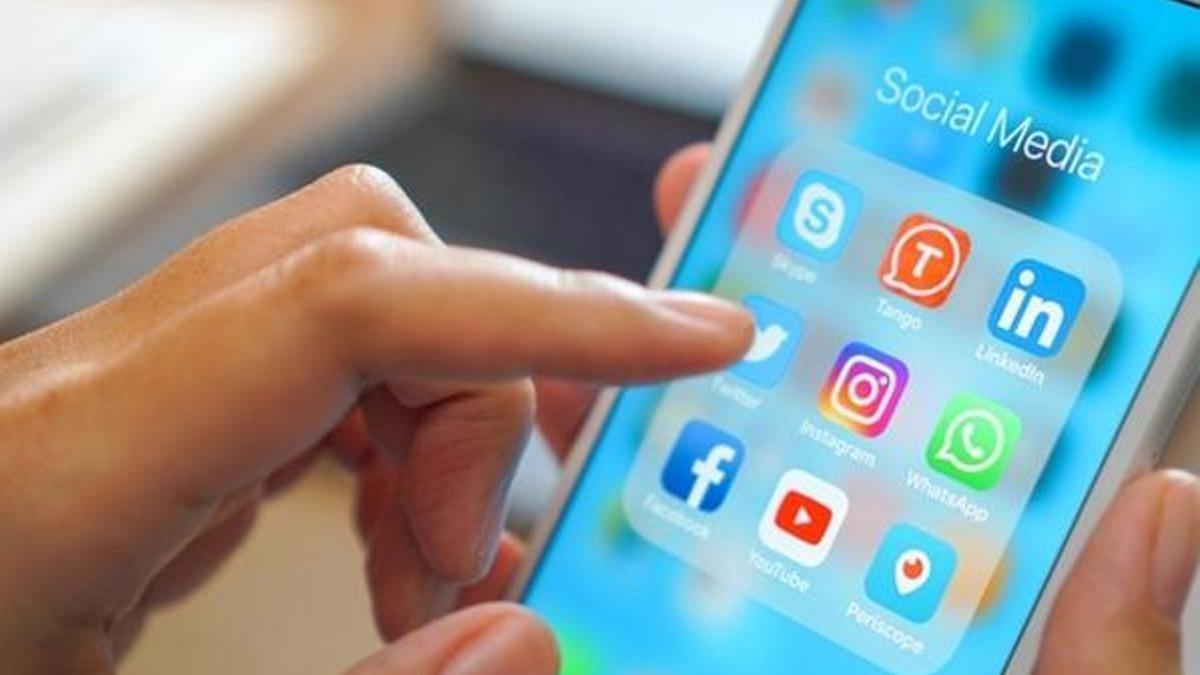 Instagram Hikayaler özelliği mesajlara yönlendirecek