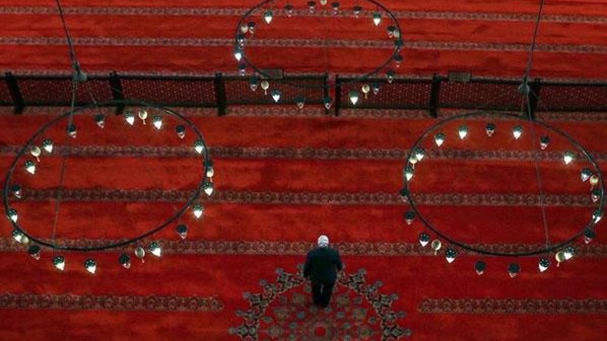 'Virüs insanı dinin özünü aramaya yönlendirdi'