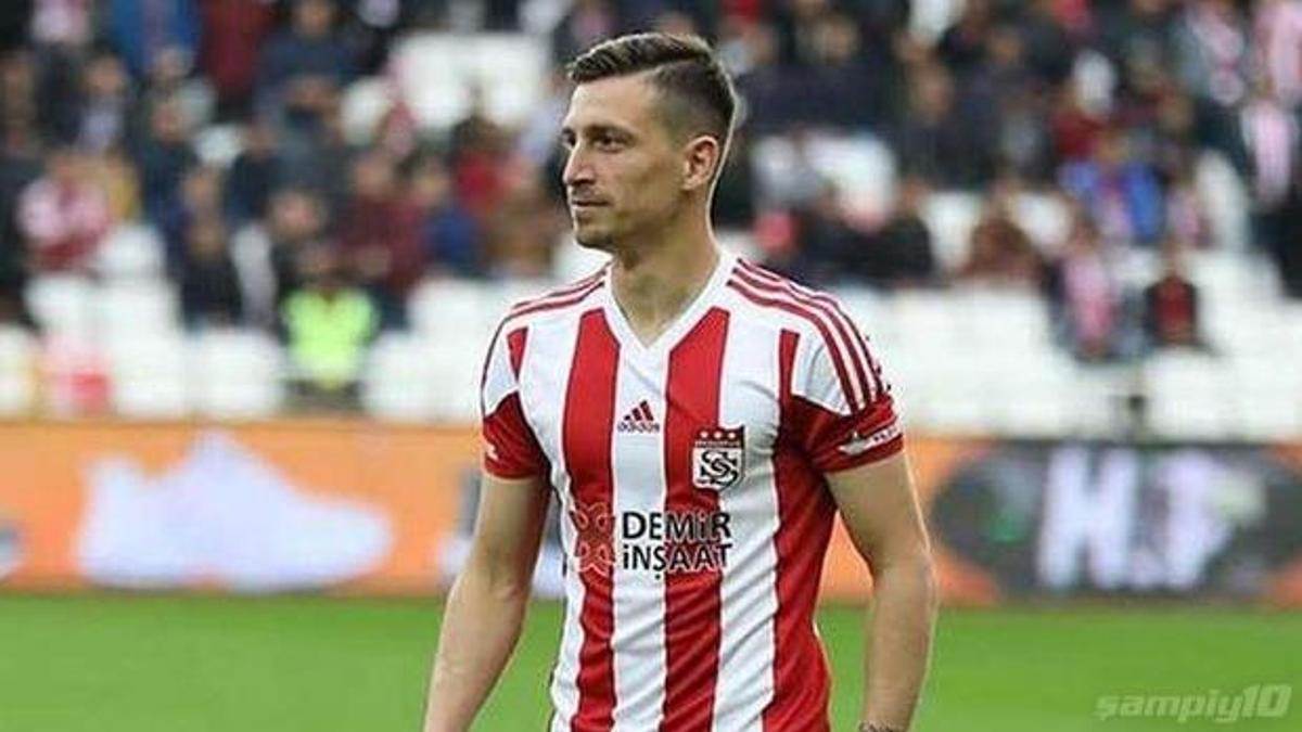 Mert Hakan Yandaş'tan transfer açıklaması!