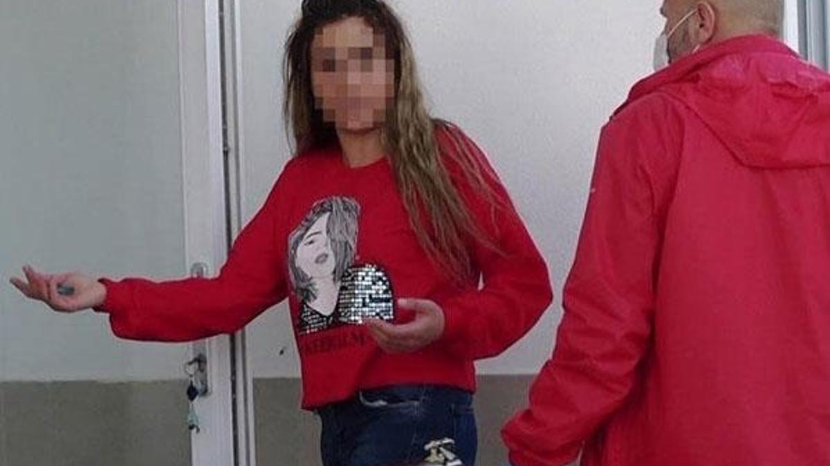 Tartıştığı eski kocasını sırtından bıçakladı