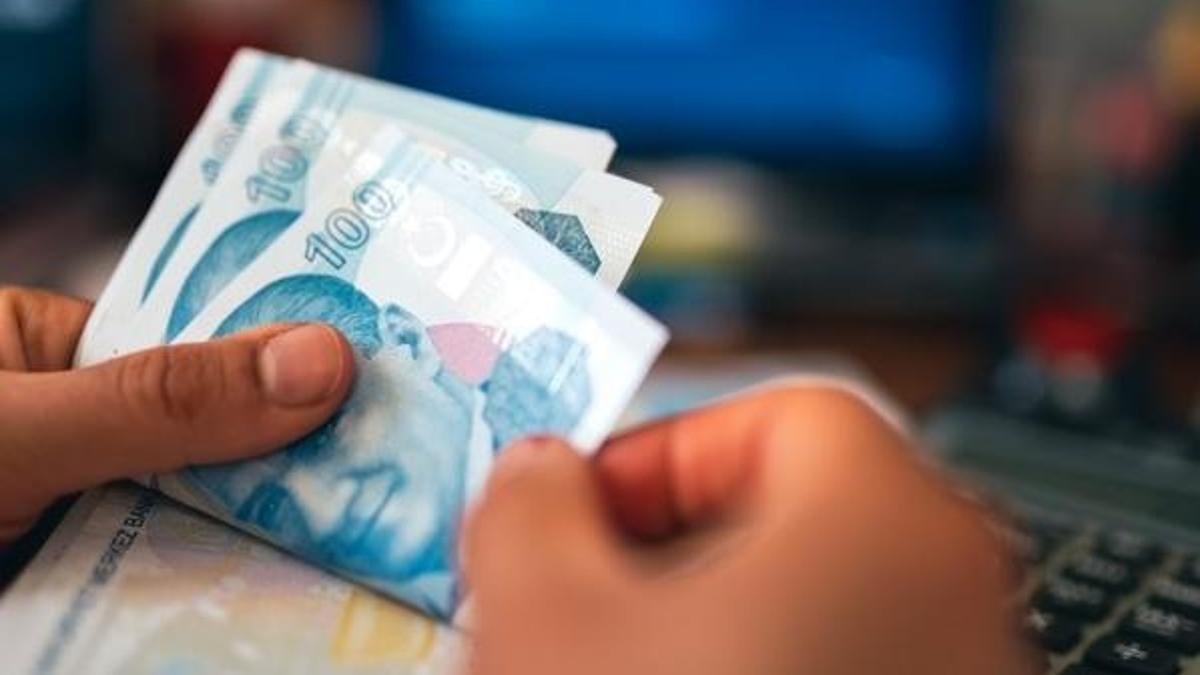 Emekliye 10 maaş faizsiz kredi 2020! SSK SGK ve Bağ-Kurlu emekliye faizsiz kredi yürürlüğe girdi mi?