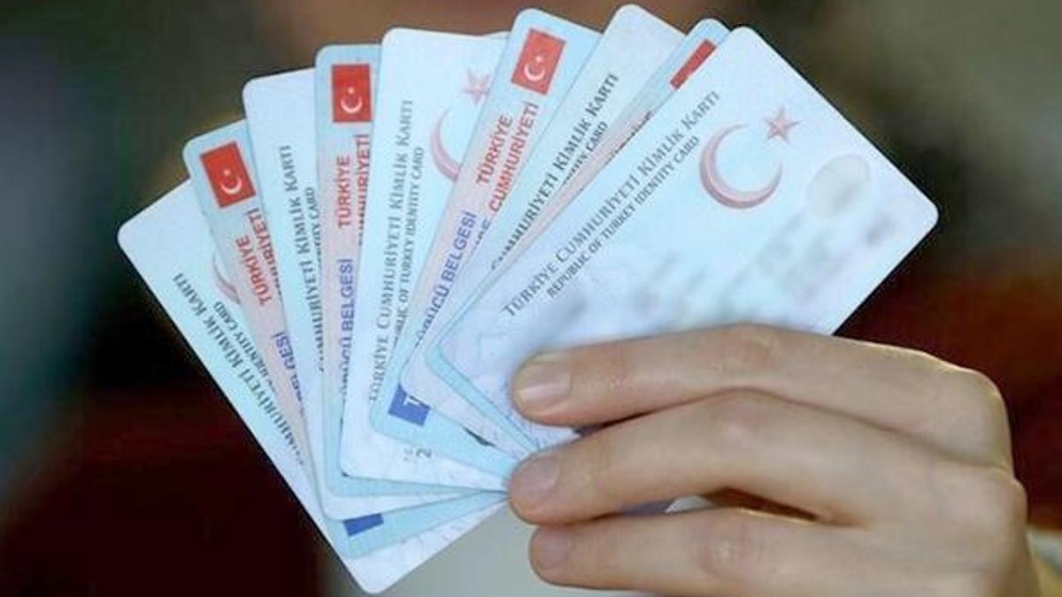 Mahkeme kararı aranmaksızın 331 bin ad soyad düzeltmesi yapıldı