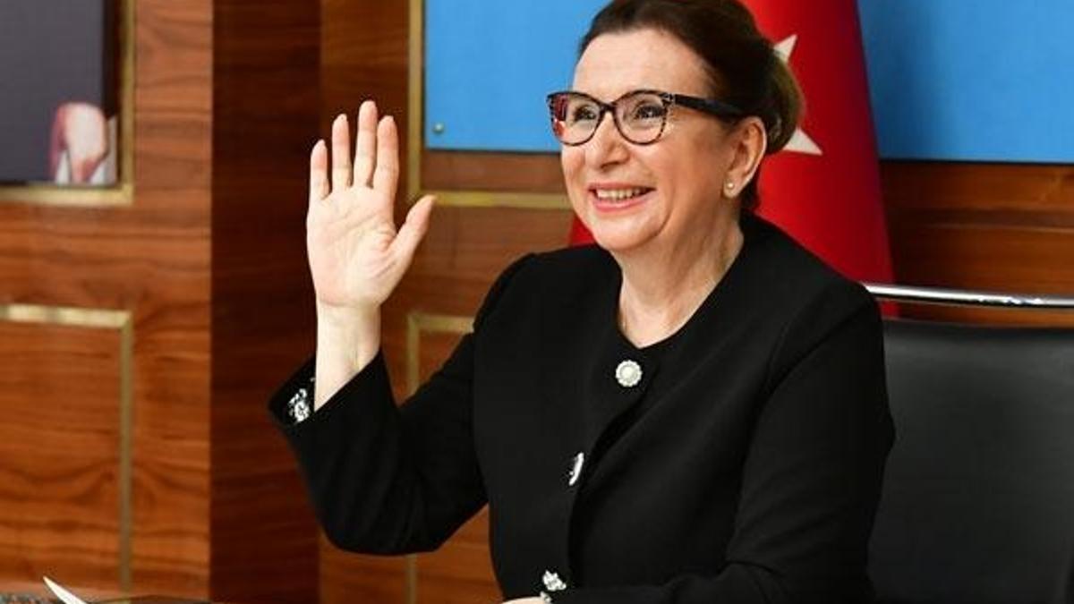 Ticaret Bakanı Pekcan'dan 'ulusal para birimi ile ticaret' açıklaması
