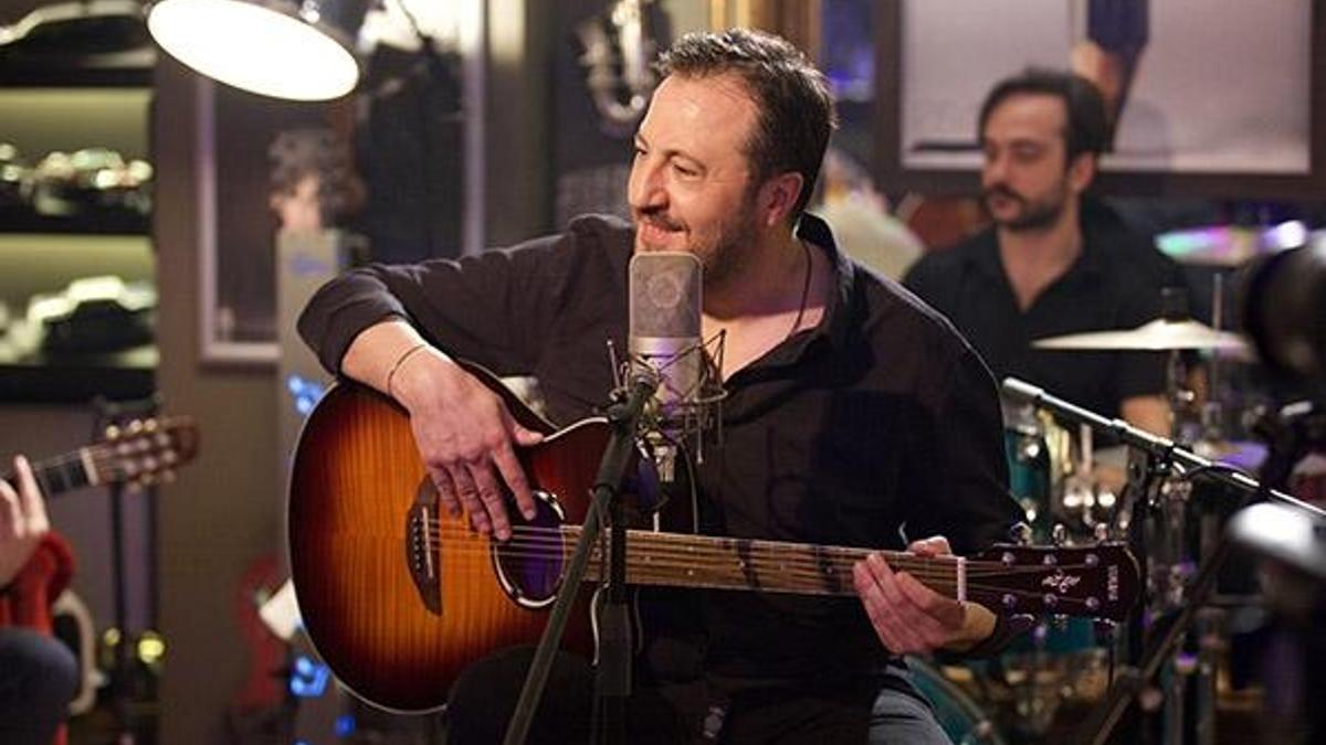 Ercan Saatçi'nin 'Çok Akustik' programı başlıyor! Ercan Saatçi kimdir?