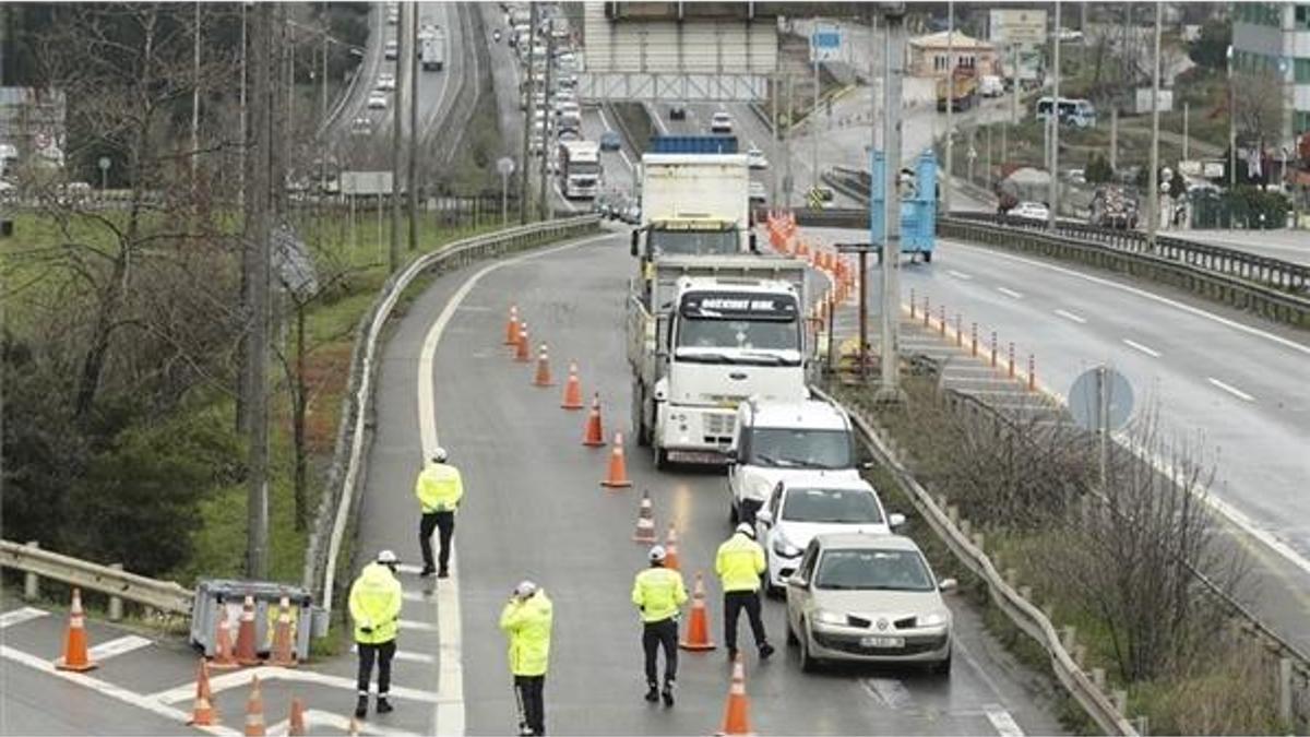 Hangi illerde seyahat yasağı kalktı? İşte giriş çıkış yasağının kalktığı iller!